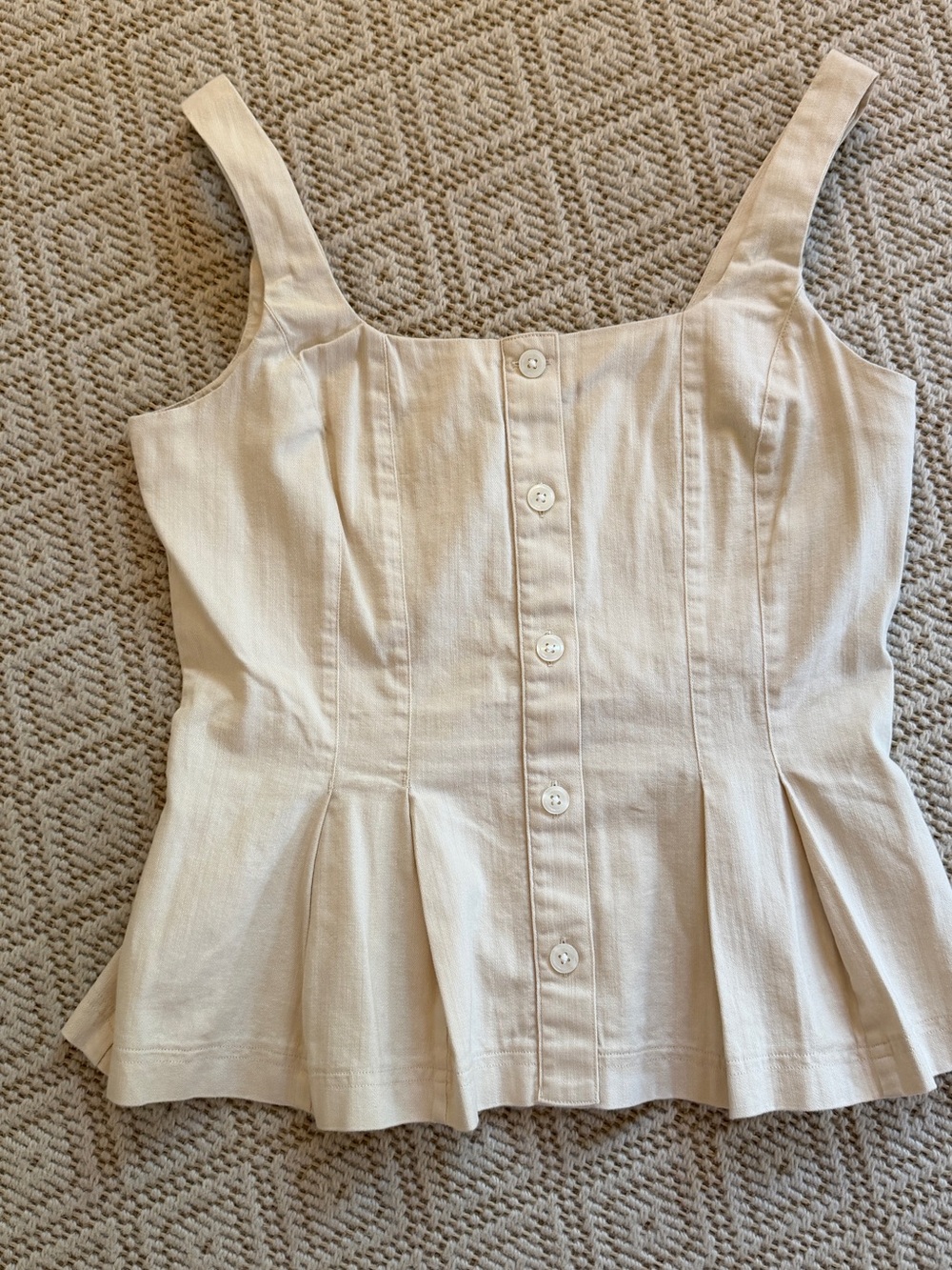 Banana Republic Cream Button-Front Peplum Camisole, Size 6